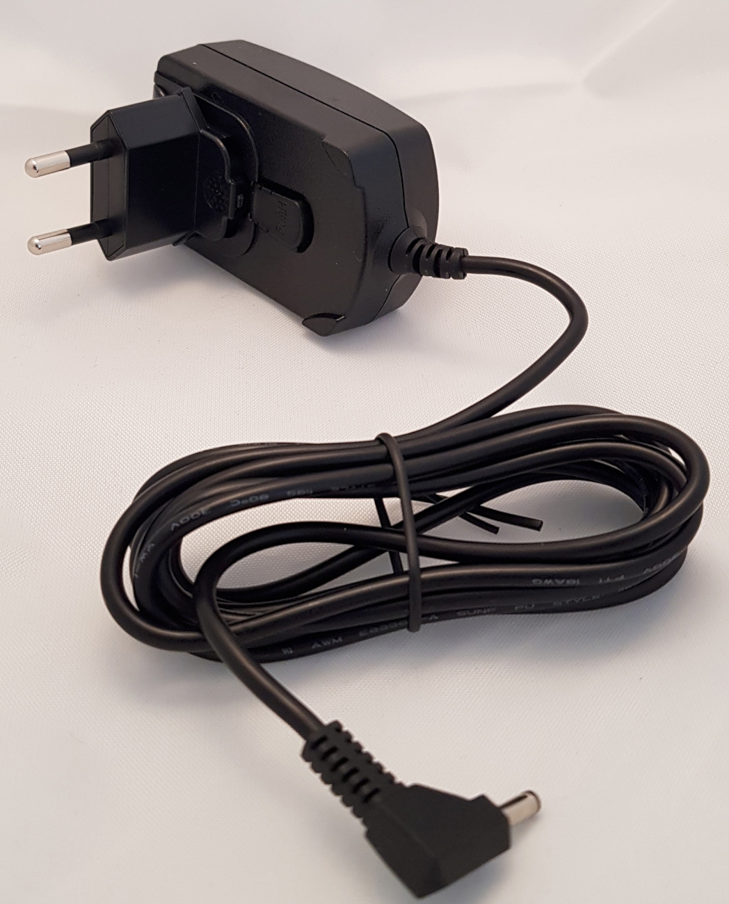 G2 Power Adapter (100-240V, black)