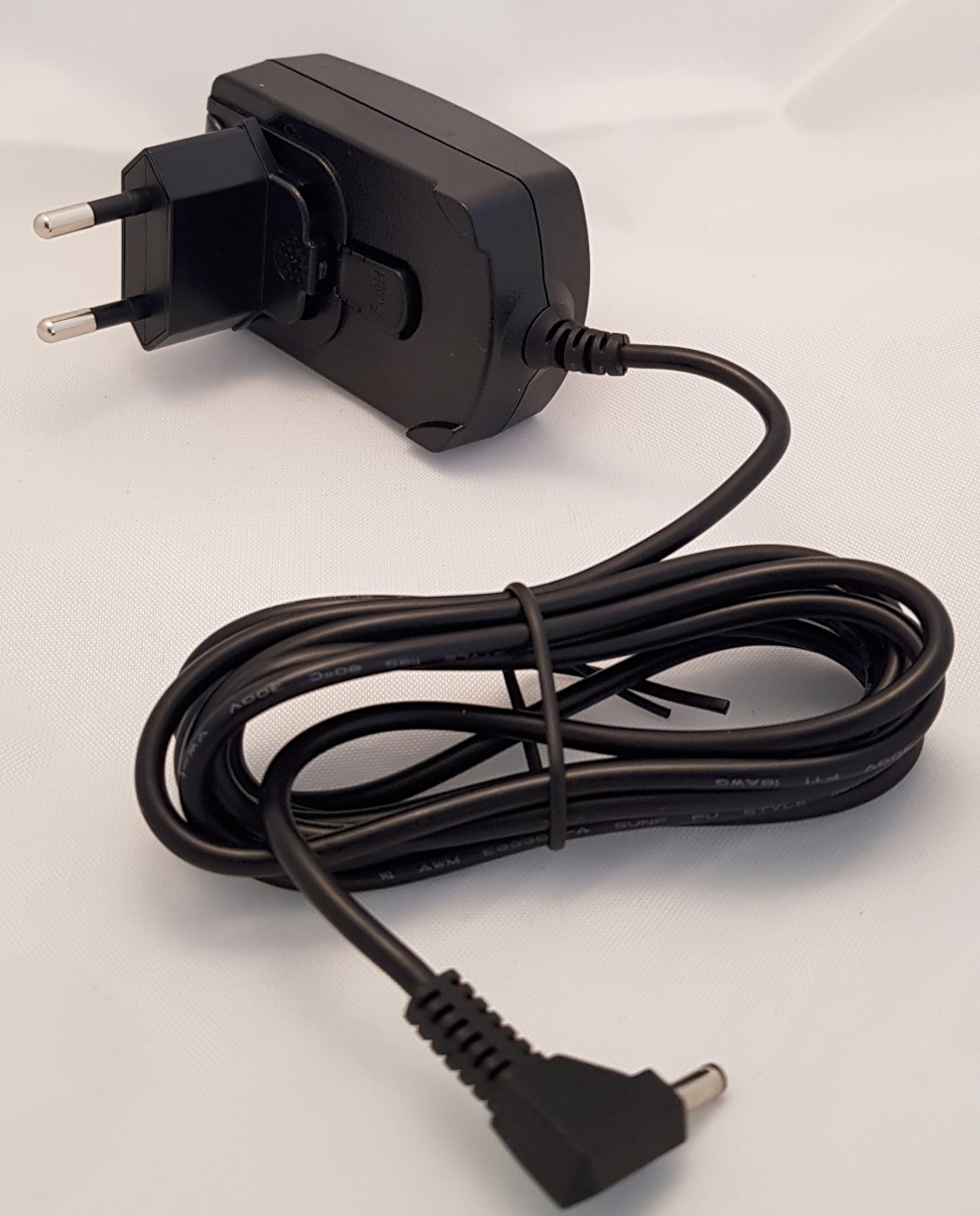 G2 Netzteil mit EU-Adapter (100-240V, schwarz)